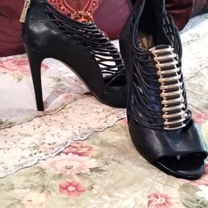 Vince Camuto black and gold leather strap heels size 7.5